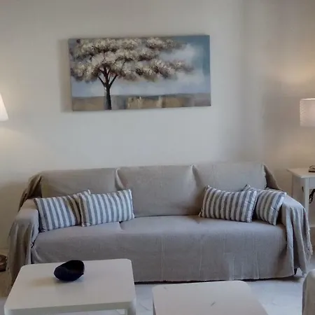 Mykonian Aroma House أورنوس