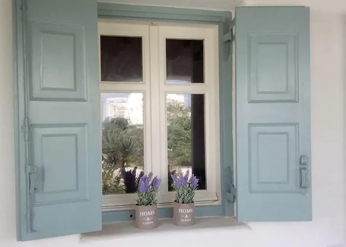 Mykonian Aroma House Ορνός